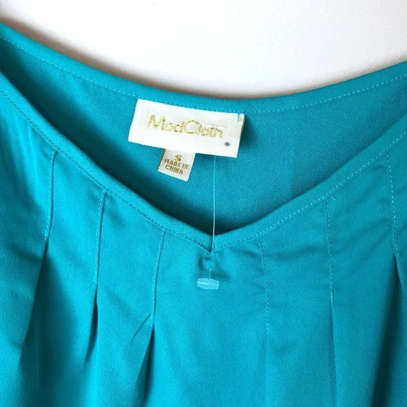 ModCloth | Turquoise Ruffle Sleeve V-neck Tank Top - Picture 4 of 4